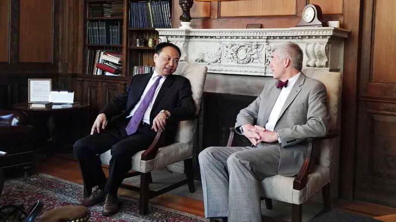 戴立益校长率团访问美国姐妹学校 戴立益校长率团访问美国姐妹学校