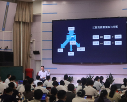 以史为脉、以境为线、以融为策 ，上海市高中生物学“双新”教学研讨活动在我校圆满举行