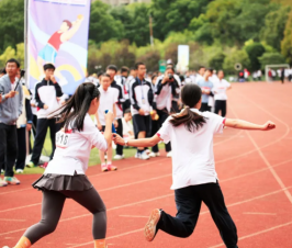 五育并举落地，汗水挥洒青春—— 二附中全体高一学生每日两小时运动火热进行中！