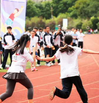 五育并举落地，汗水挥洒青春—— 二附中全体高一学生每日两小时运动火热进行中！