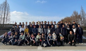 激昂青春，放飞梦想——记高三年级户外主题班会活动