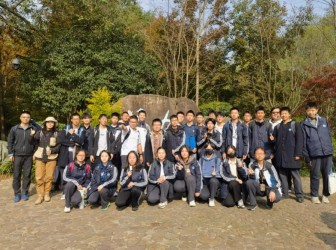 “探地层变化 • 品沧海桑田”——记高二学生杭州地理野外考察
