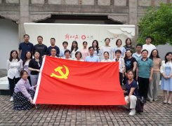 共绘育人同心圆——华东师大二附中赴解放日报社开展党建联建活动