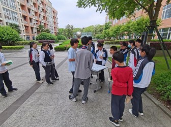 华东师大二附中天文社组织太阳黑子观测活动