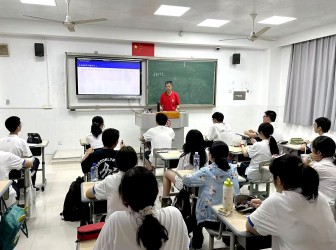 复旦大学“博学计划”高二微课精彩进行中