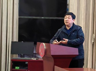 超短脉冲激光原理及交叉科学研究——复旦大学季敏标教授为二附中学子做专题讲座