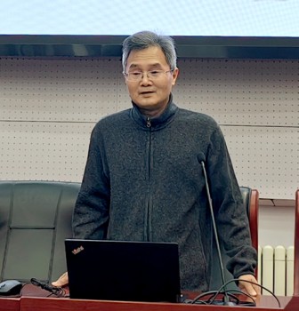 吴声越韵——吴语和吴歌——复旦大学陶寰教授为二附中学子作专题讲座
