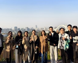 增进感情、凝心聚力——见习教师团建活动