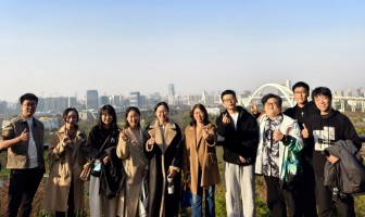 增进感情、凝心聚力——见习教师团建活动