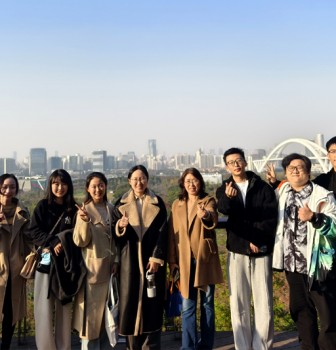 增进感情、凝心聚力——见习教师团建活动