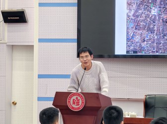 晨晖讲坛：火车迷迷些什么