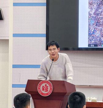 晨晖讲坛：火车迷迷些什么
