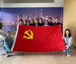 触摸前沿科技，培养科创人才
